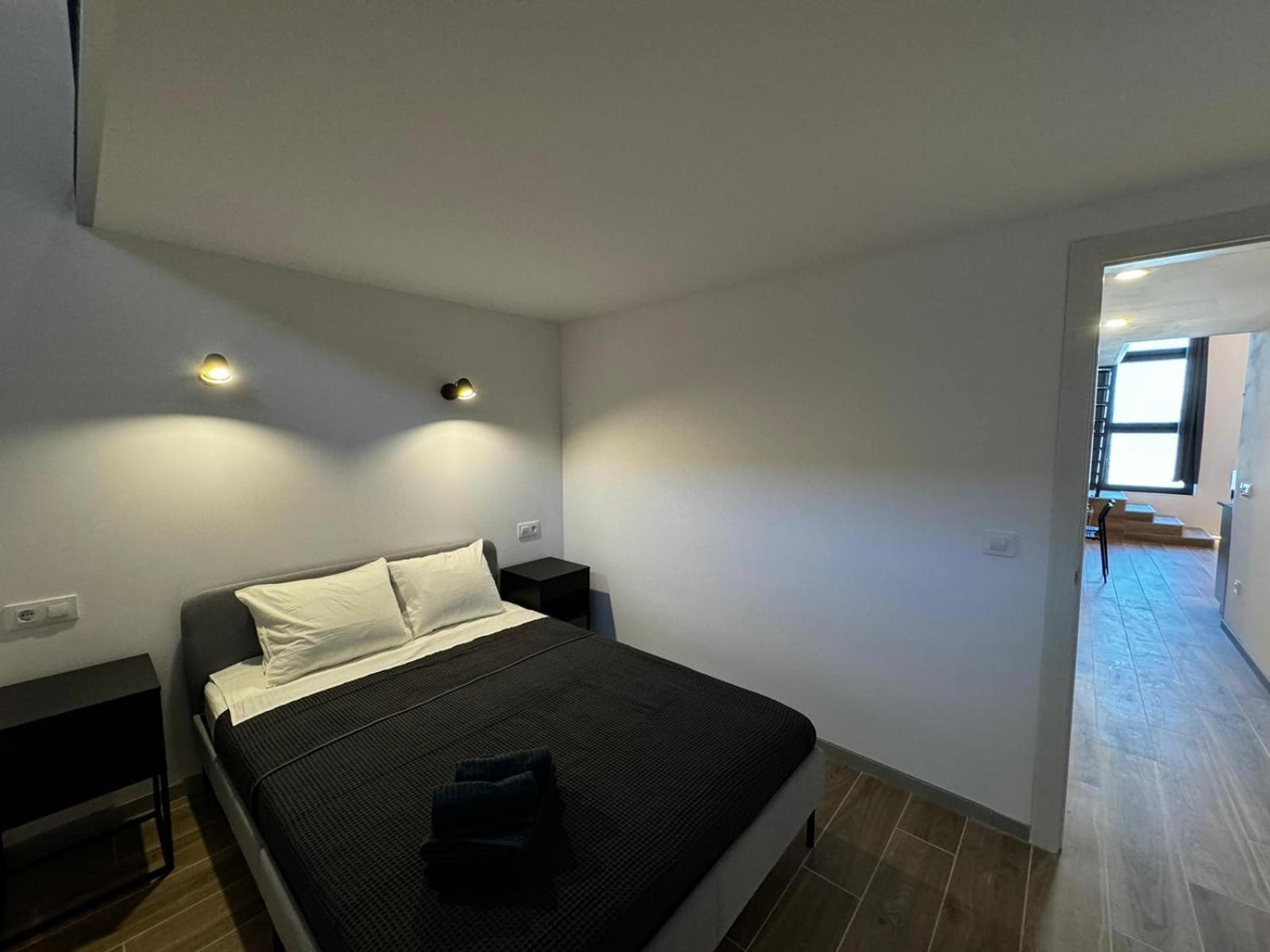 Melia Y Fuster 23C Aparthotel Valencia Buitenkant foto