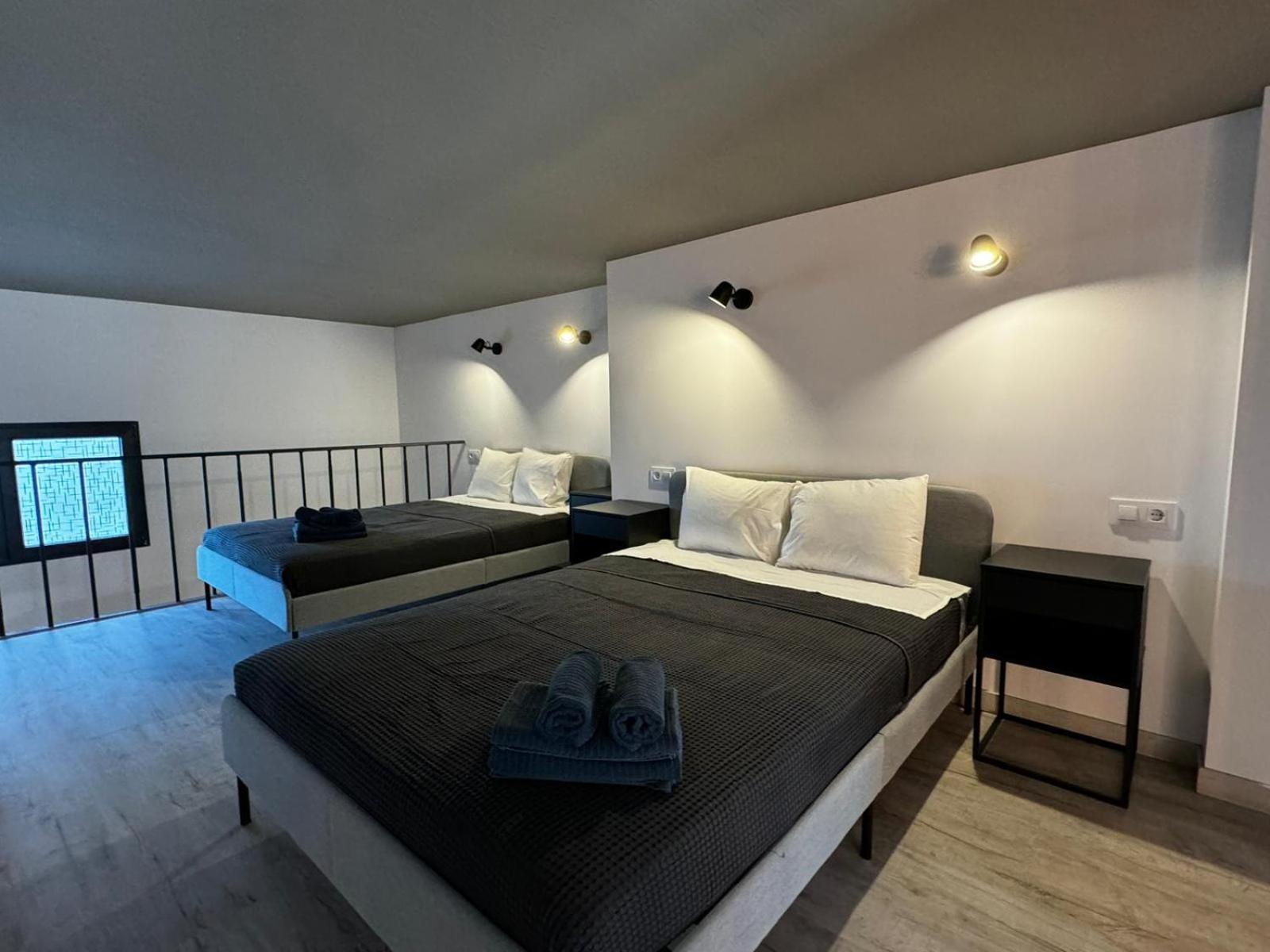 Melia Y Fuster 23C Aparthotel Valencia Buitenkant foto